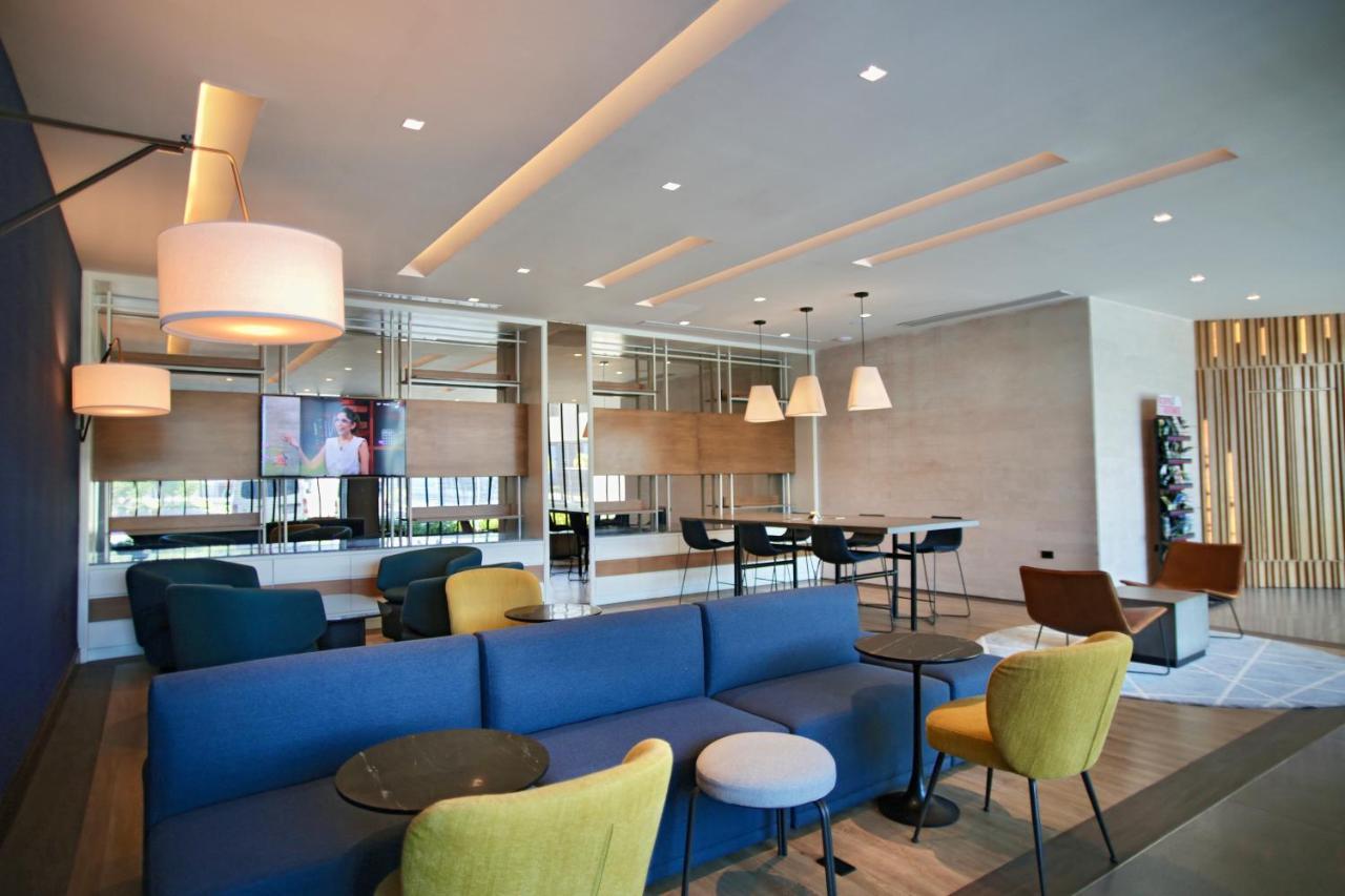 Hotel Antaris Cintermex à Monterrey Extérieur photo