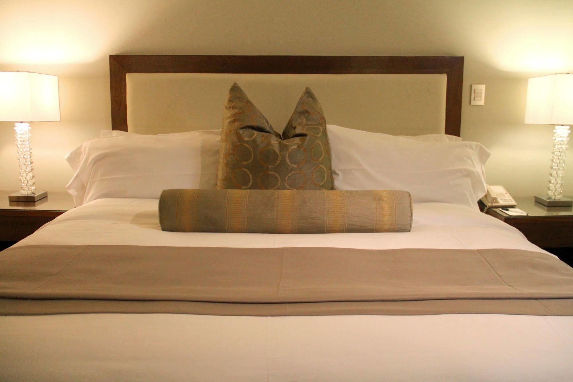 Hotel Antaris Cintermex à Monterrey Extérieur photo